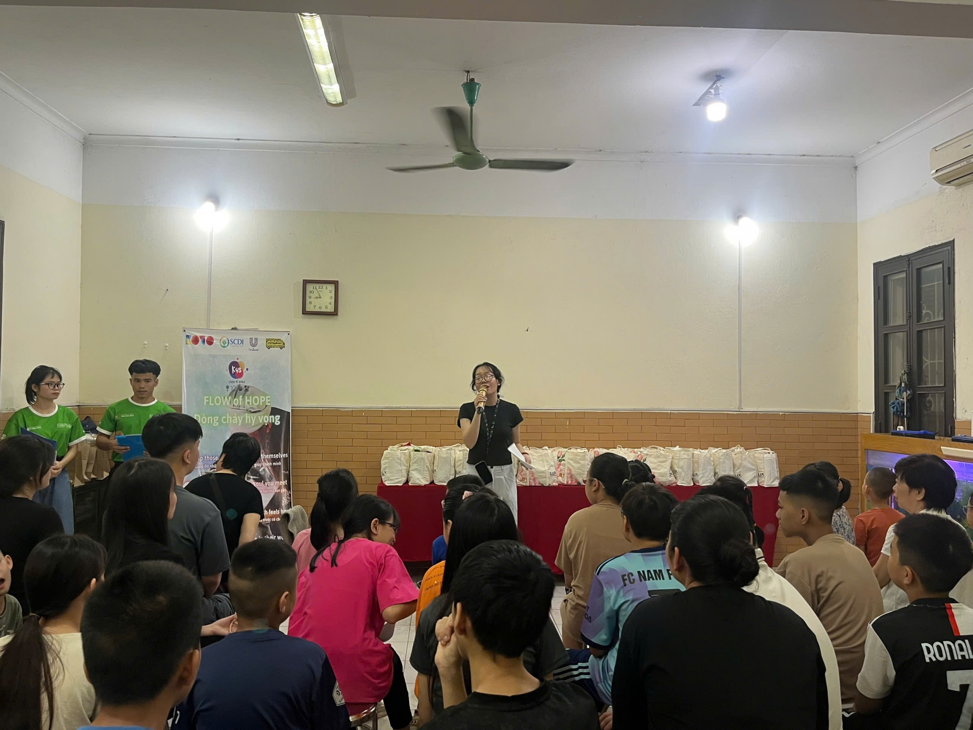 “Flow of Hope” Community Day with children from the Breaking the Cycle Project in Hanoi