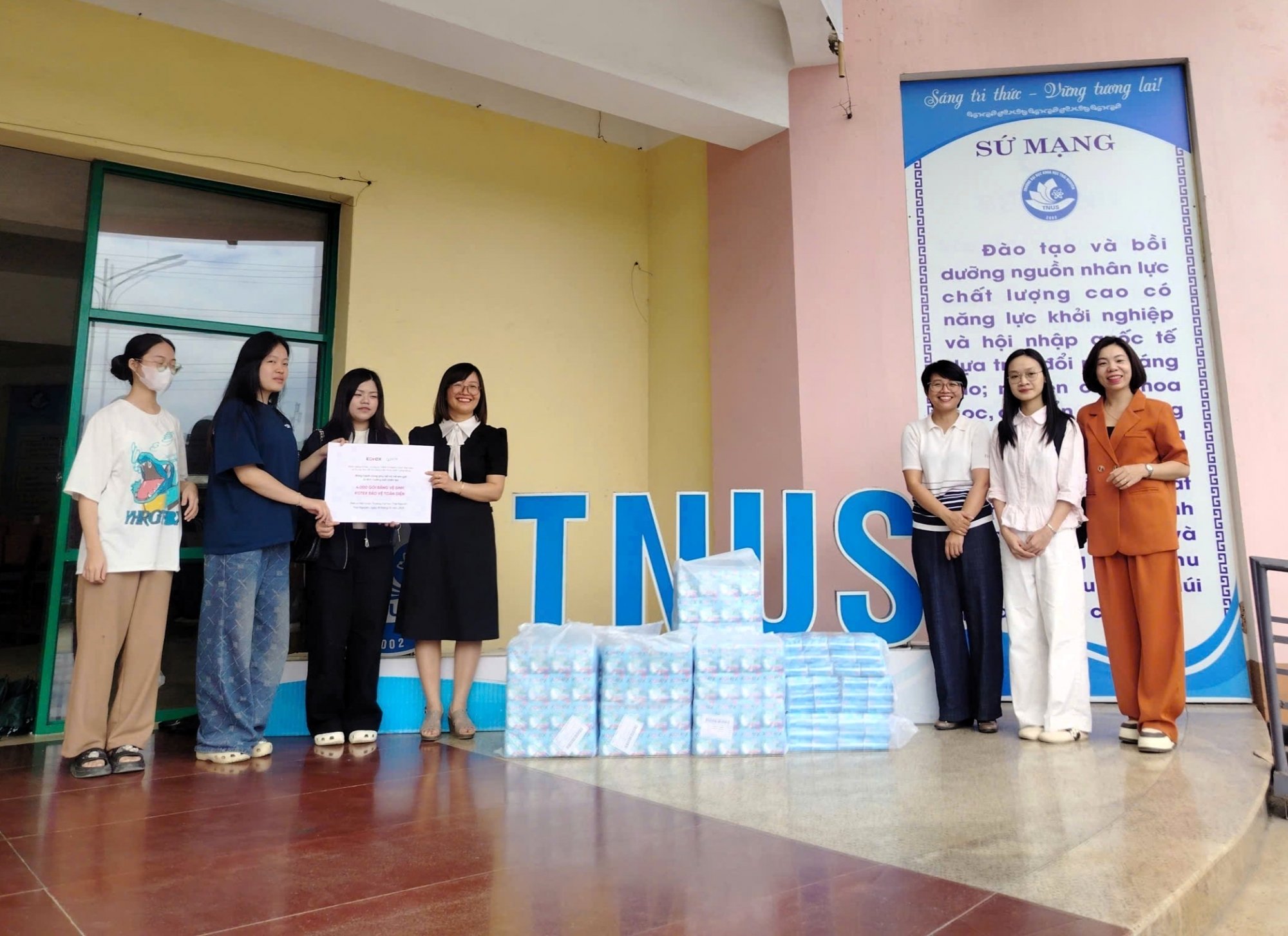 Kotex Việt Nam chung tay cùng SCDI: Gửi trao quan tâm, yêu thương san sẻ