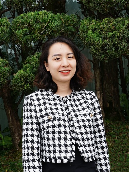 Khuất Phan Hằng